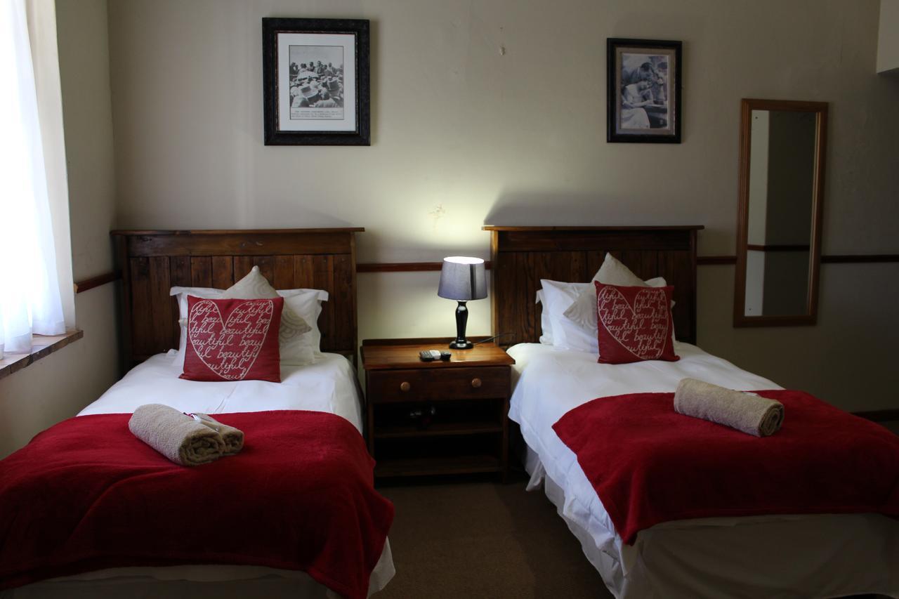 The Hamlet Country Lodge سيريس المظهر الخارجي الصورة