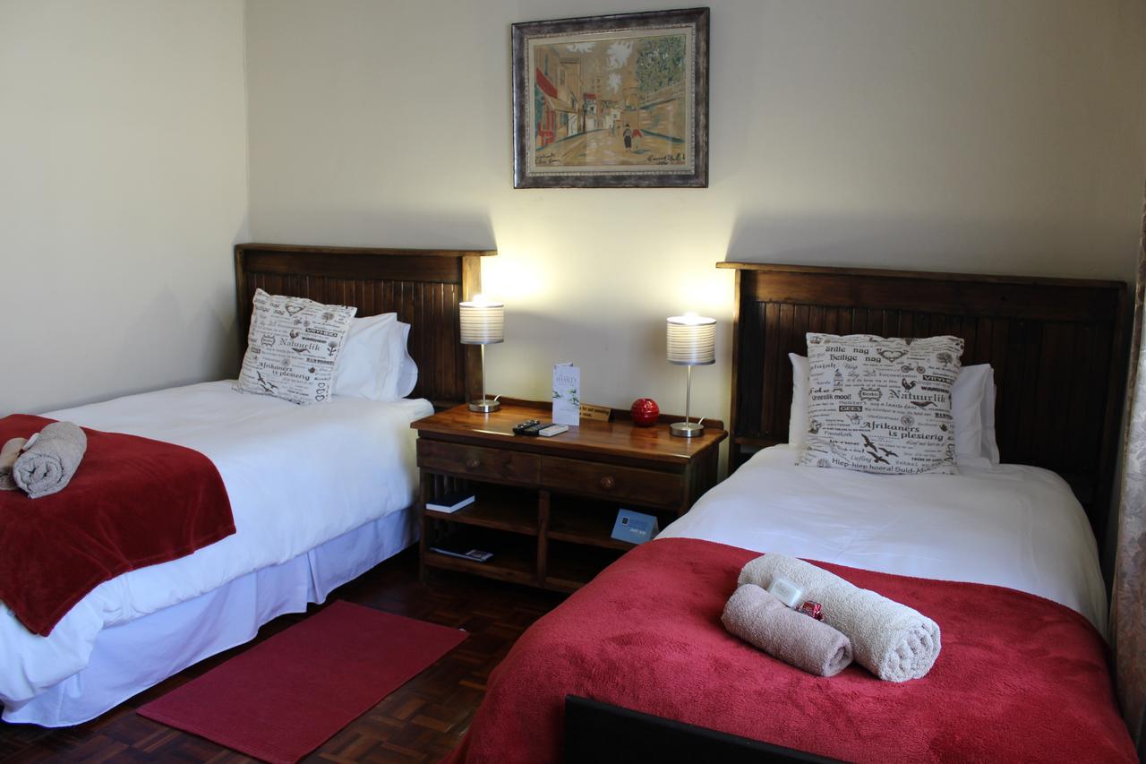 The Hamlet Country Lodge سيريس المظهر الخارجي الصورة